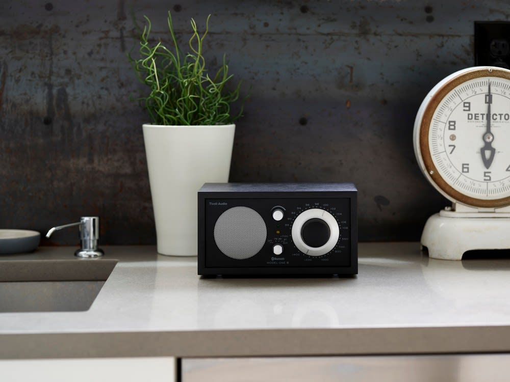 GuestSupply US | Tivoli Audio Radio Model One® Bluetooth, Black